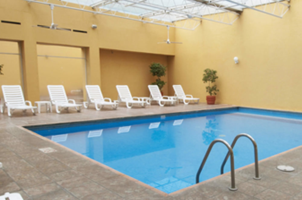 Fiesta Inn Toluca Tollocan Eksteriør billede