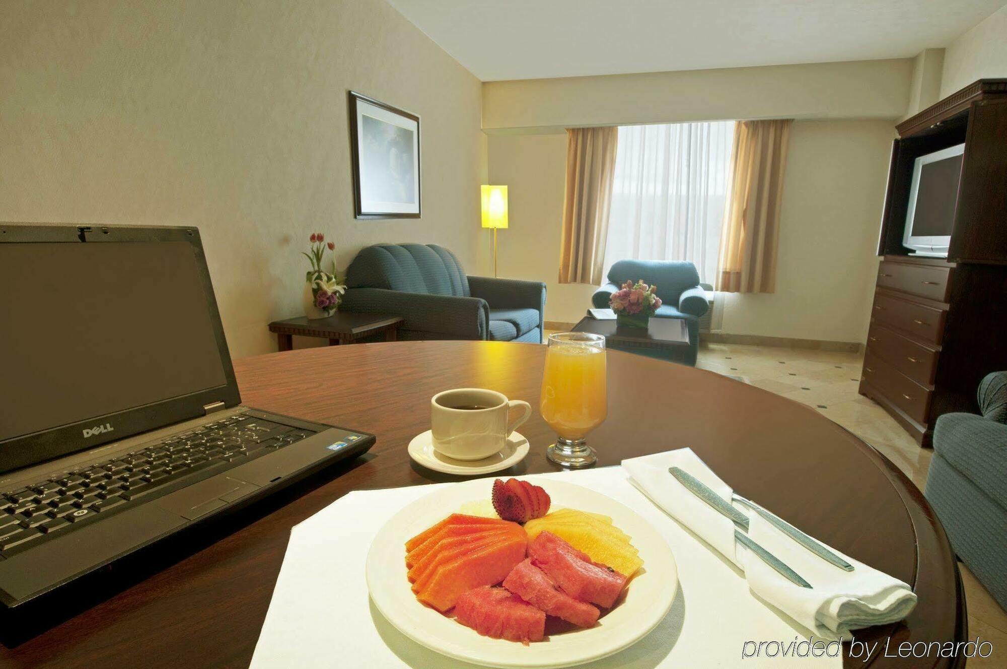 Fiesta Inn Toluca Tollocan Værelse billede